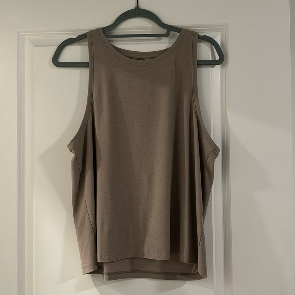 Beyond Yoga Featherweight Rebalance Tank